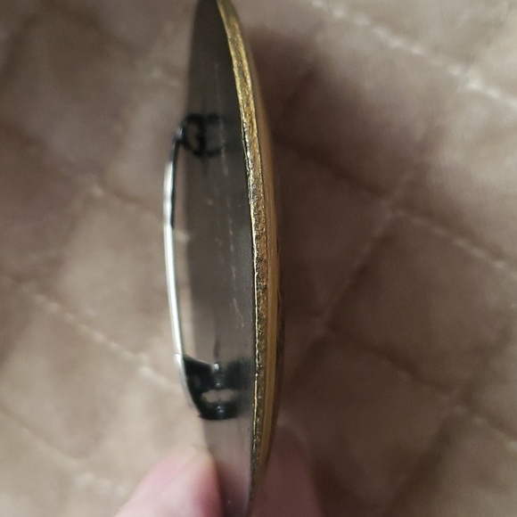 Vintage Russian Hand Painted Lacquerware Roses Brooch Pin - Picture 6 of 6